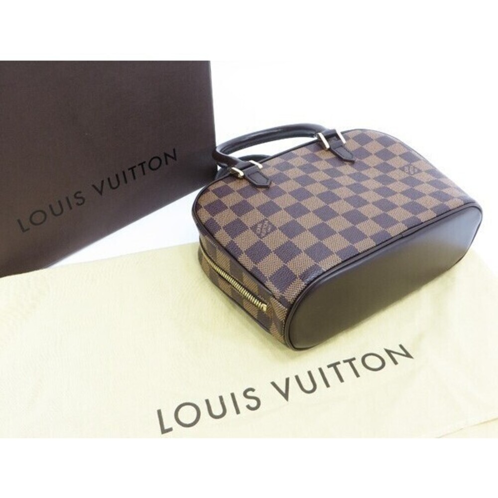 Louis Vuitton Damier handbag Saria